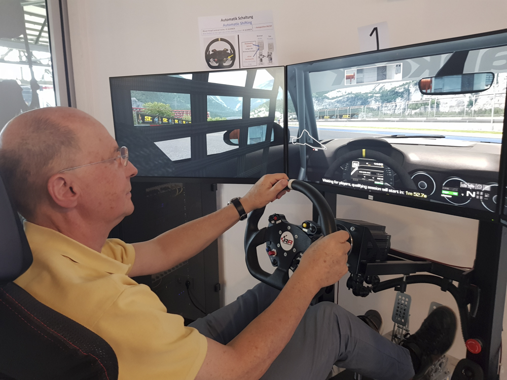 Virtuell Rennen fahren im Raceroom Böblingen